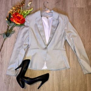 Light gray H&M lined blazer, size 4